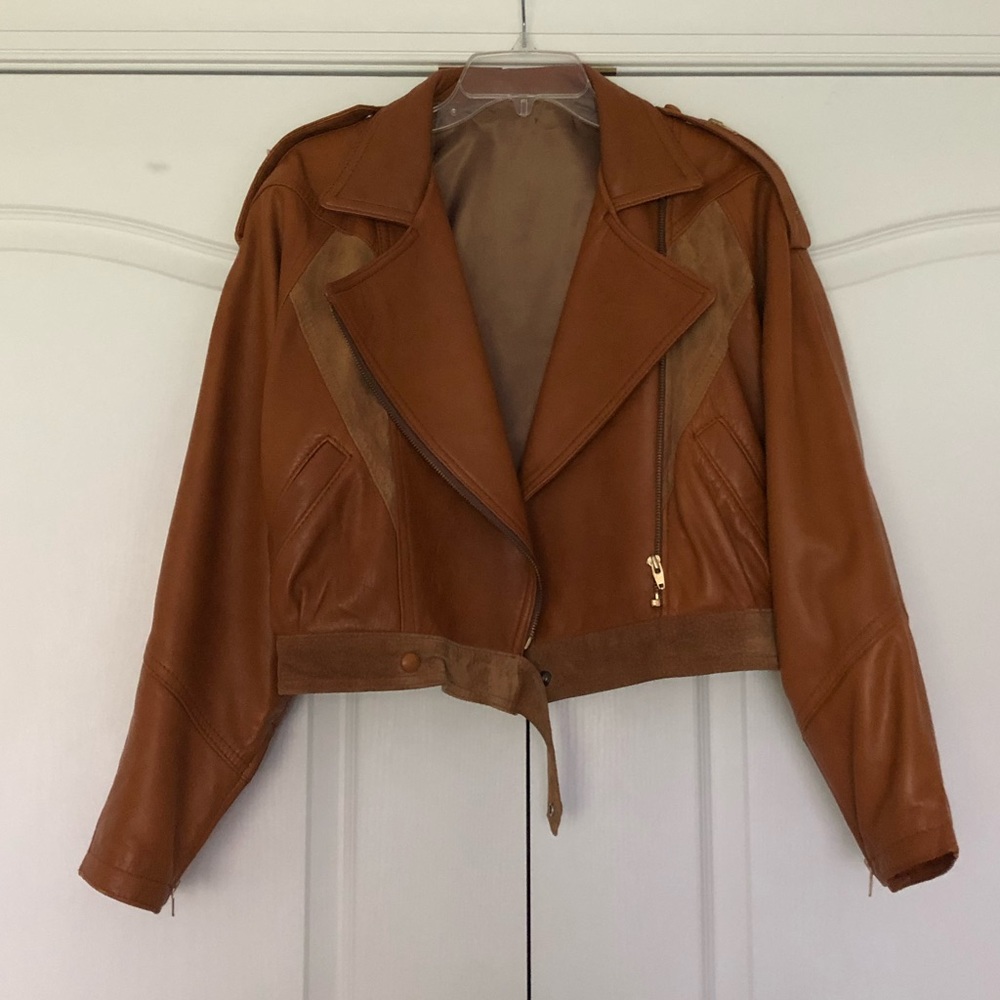 SALE Vintage TanBrwn Leather Jacket w/ Gold Detail